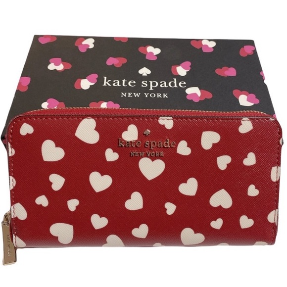 ♠️ ♥️ NWT Kate Spade heart continental wallet 🎉 - Picture 1 of 4